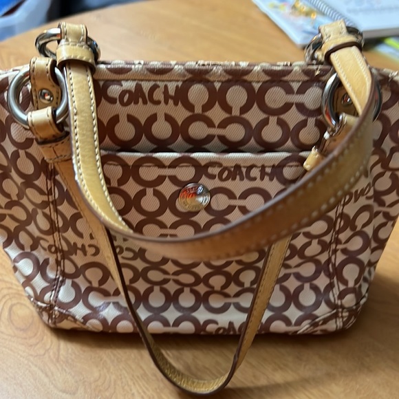 Cream and brown C’s mini purse - Picture 5 of 14